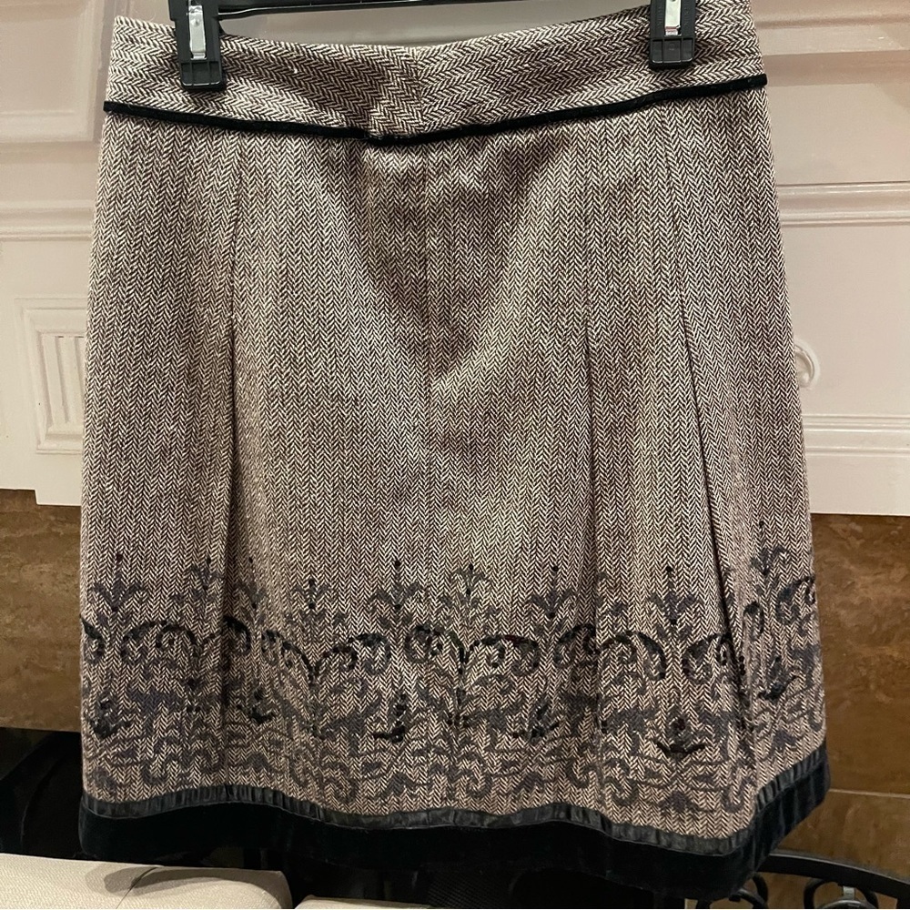 BG: Ann Taylor LOFT Skirt Women’s 4P Wool Blend ALine Herringbone Pattern Velvet
